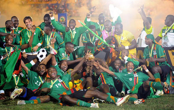 勇士后场大闸加里-佩顿表现下滑，球队仍旧坚定信任引发热议